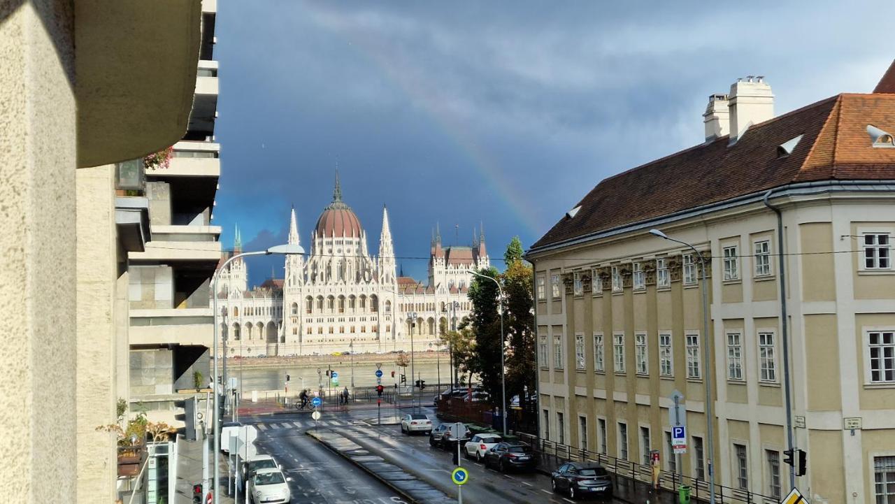 Parliament View Apartment Budapesta Exterior foto